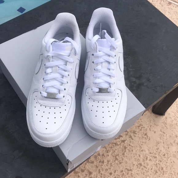 SOLD - Picture 2 of 6